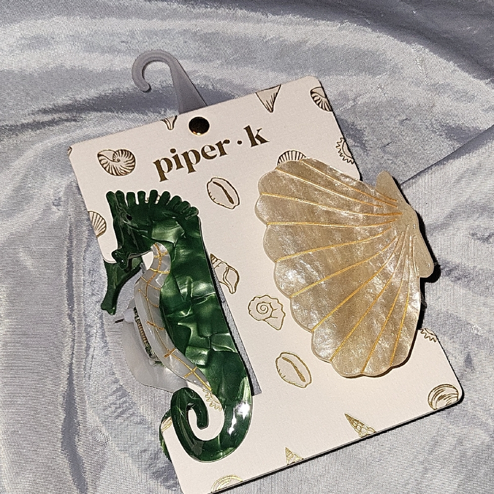 Piper K Seahorse and Scallop Shell Hair Clips Brand New On Card LS